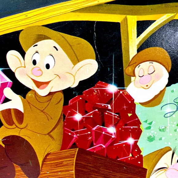 WALT DISNEY’S VINTAGE 1966 THE SEVEN DWARFS & THEIR DIAMOND MINE VINYL RECORD - Picture 5 of 13